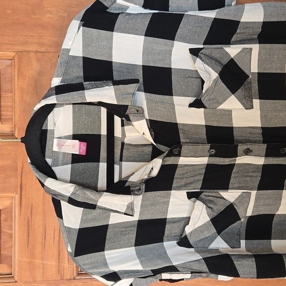 Black and White Plaid Button Down - Picture 3 of 5